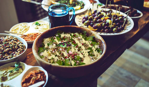 Alice's Mixed Herbs, Pom & Lentil Salad!